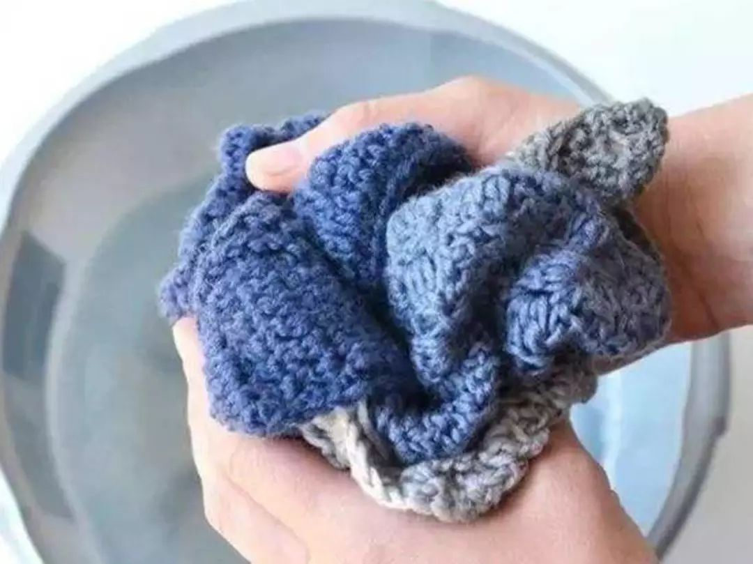 毛衣起球别担心几招让它焕然一新,毛衣起球可以刮掉么