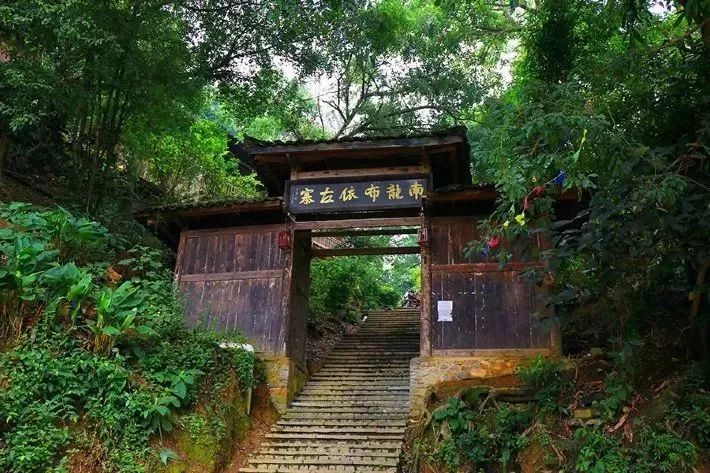 贵州少数民族村寨有哪些旅游景点,贵州哪里有少数民族旅游的地方