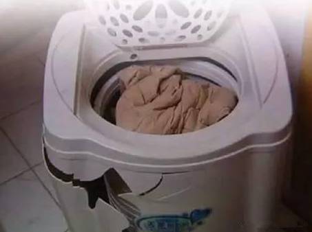 衣服怎么判断是不是洗坏了,衣服都是洗坏的还是穿坏的