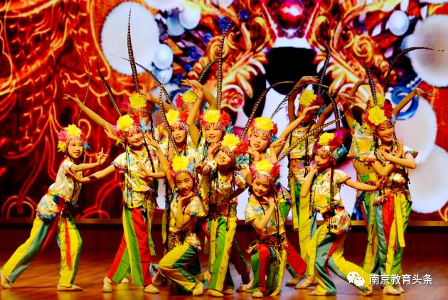 金陵中学河西分校毕业典礼,金陵中学河西分校20岁生日快乐