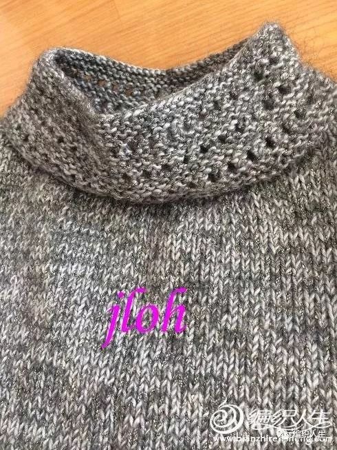 开叉直筒塌肩连衣裙+棒针小炫包，自己编织穿起来最大牌！