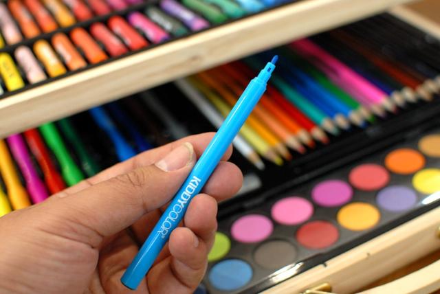 168件儿童绘画套装,儿童绘画大师套装