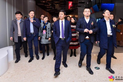 宁波爱琴海购物公园附近商场,宁波爱琴海购物公园属于哪个区