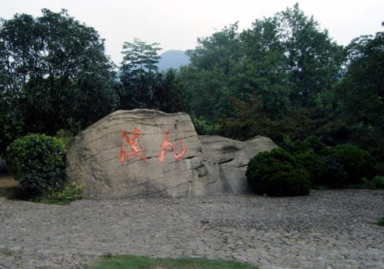 杭州拍婚纱照风格推荐,杭州欧式婚纱照需要准备什么