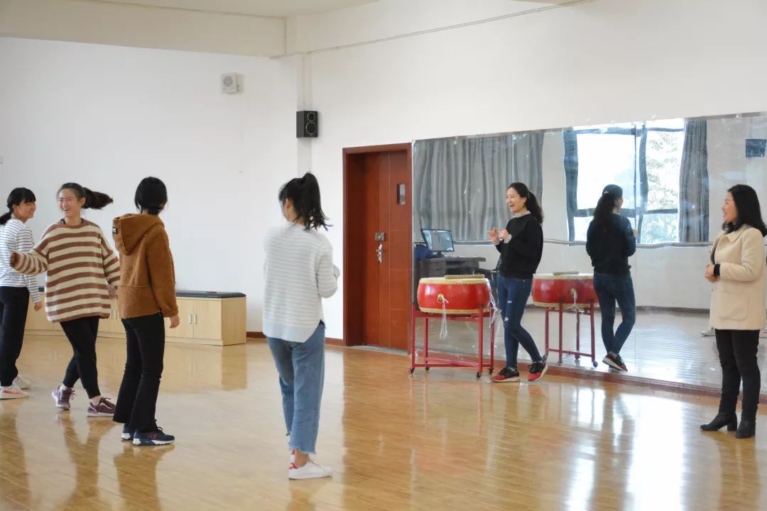 最美的风景在路上在心里,最美的风景在心里也在路上