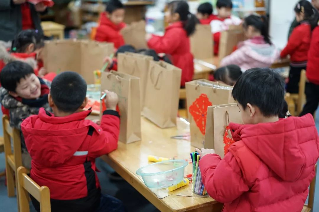 滨江这么多学校上演同一幕，太好玩了~