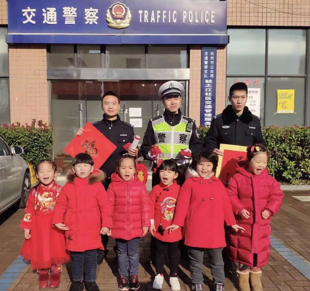 滨江这么多学校上演同一幕，太好玩了~