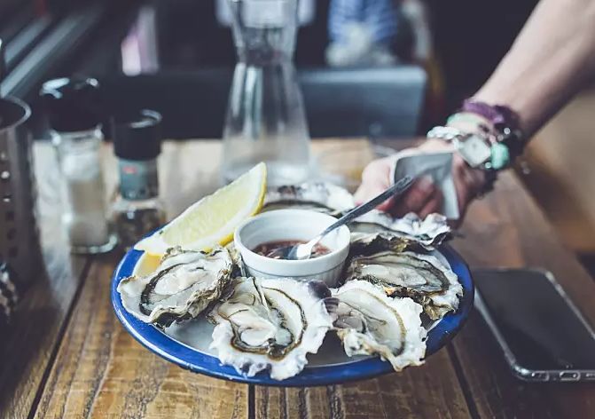 胃癌能吃虾海鲜吗,肿瘤患者可以吃海蛎吗