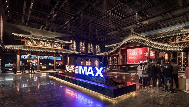 青岛吃喝玩乐的商圈,青岛适合年轻人去的商场