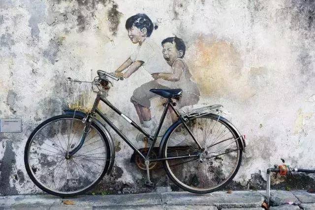 小女孩感慨二胎文言文,初中生用文言文写的二胎