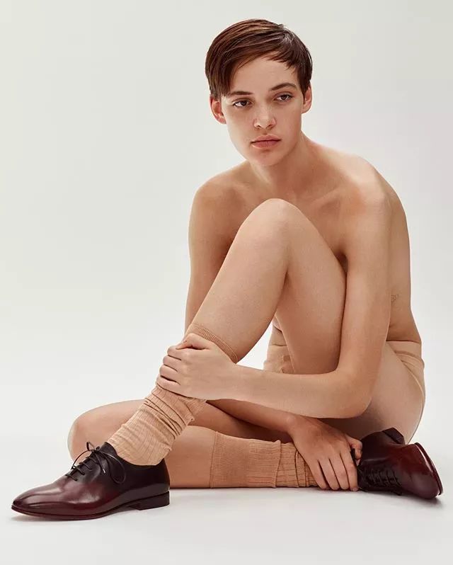 雌雄莫辨｜女孩的娇柔脸和男孩的身躯在TA身上同时出现……