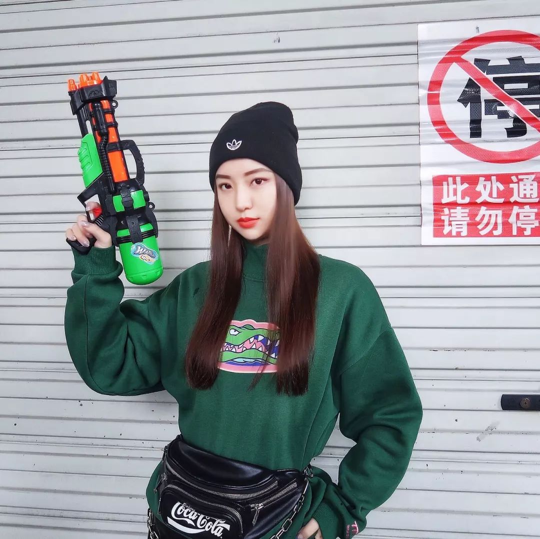 好物推荐一周穿搭不重样,好物推荐博主冬季穿搭