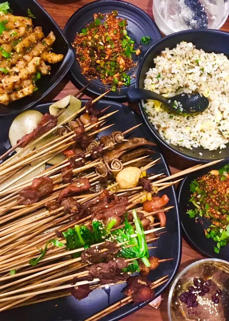 重庆开了几十年的老串串,重庆老牌串串