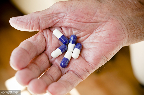 骗老人买保健品的套路,揭秘骗老人买保健品的套路