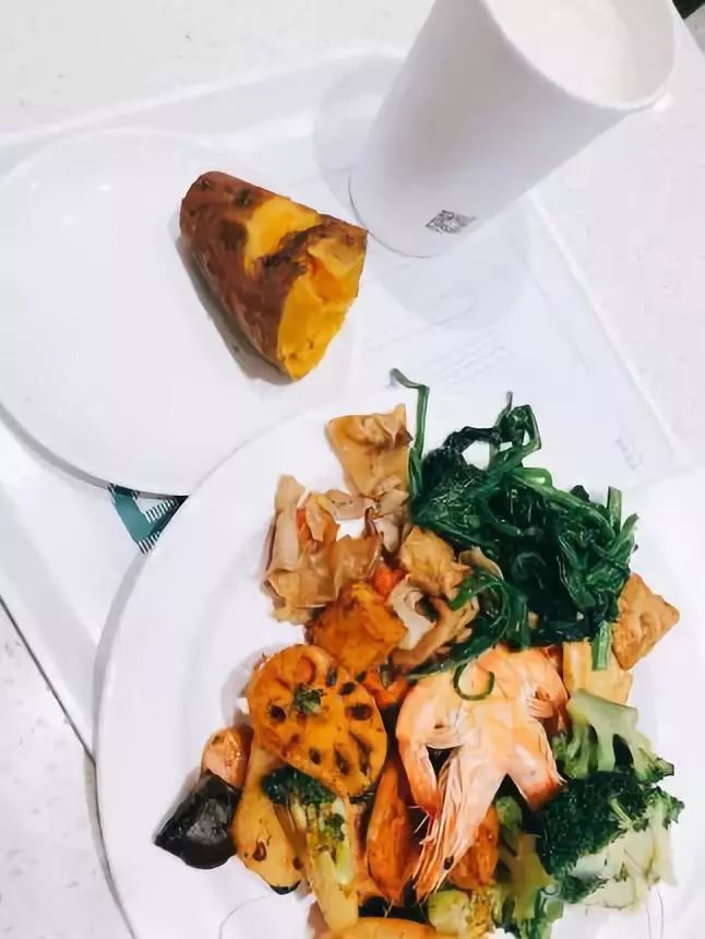 鍚冭揣闆疯揪鍚冨枬鐜╀箰,鍚冭揣闆疯揪