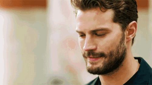 对不起，我没喷香水，那香味是我自带的