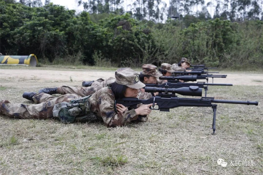 真实的特战女兵,首批特战女兵