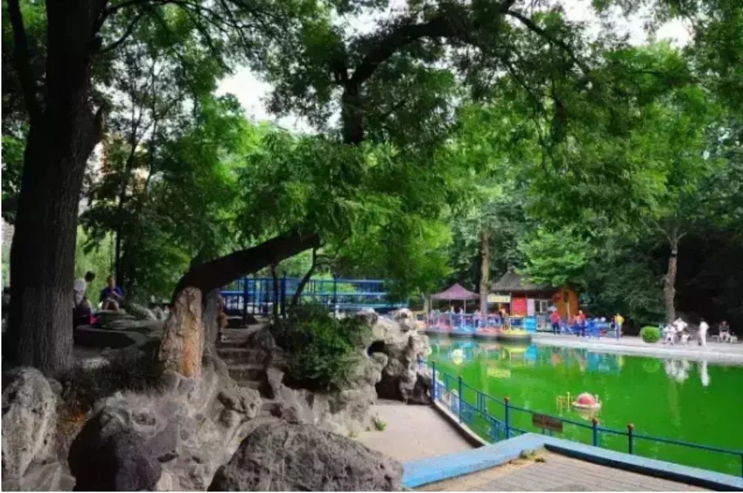 西安动物园旅游手绘示意图,最美的西安公园风景图