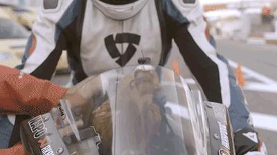 在鸡头装摄像头当稳定器,给鸡头安摄像头