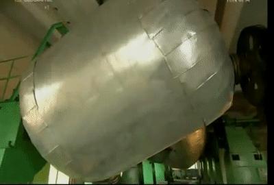 为什么塑料瓶可以卖钱,塑料瓶和塑料袋能做衣服用吗