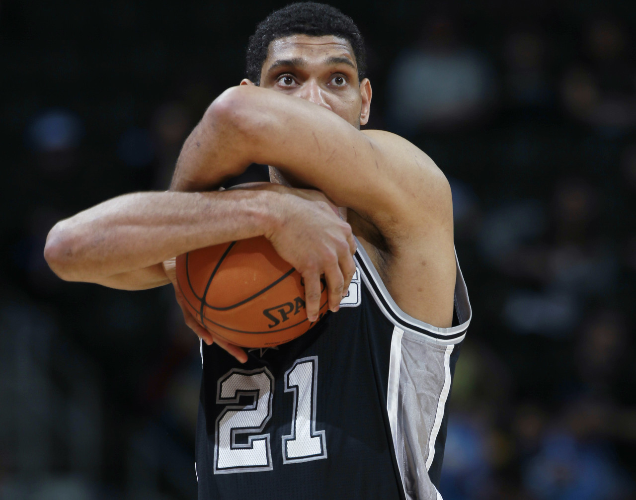 nba职业生涯总薪资最高的10大球星,通货膨胀后的足球运动员身价