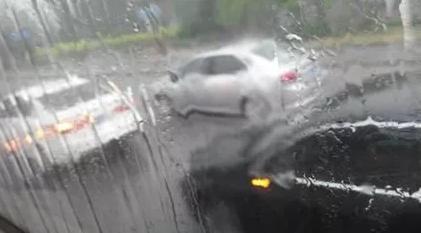 姑娘花400元租辆奔驰车参加聚会,却要面临近20万索赔