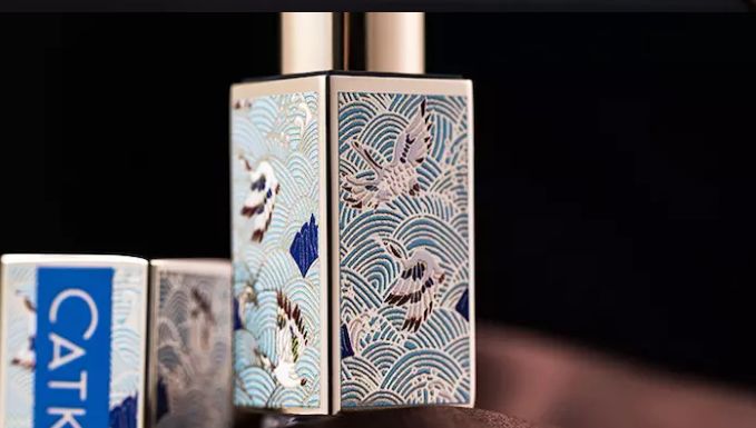 哪里来的中国风神仙口红？汉纸妹纸都想 all in！