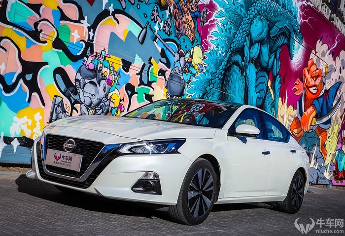 天籁2024款2.0自吸悦享版试驾,新款天籁2024款2.0自吸试驾