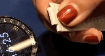 长大后才知道努力去拥有的不是奢侈，而是回避