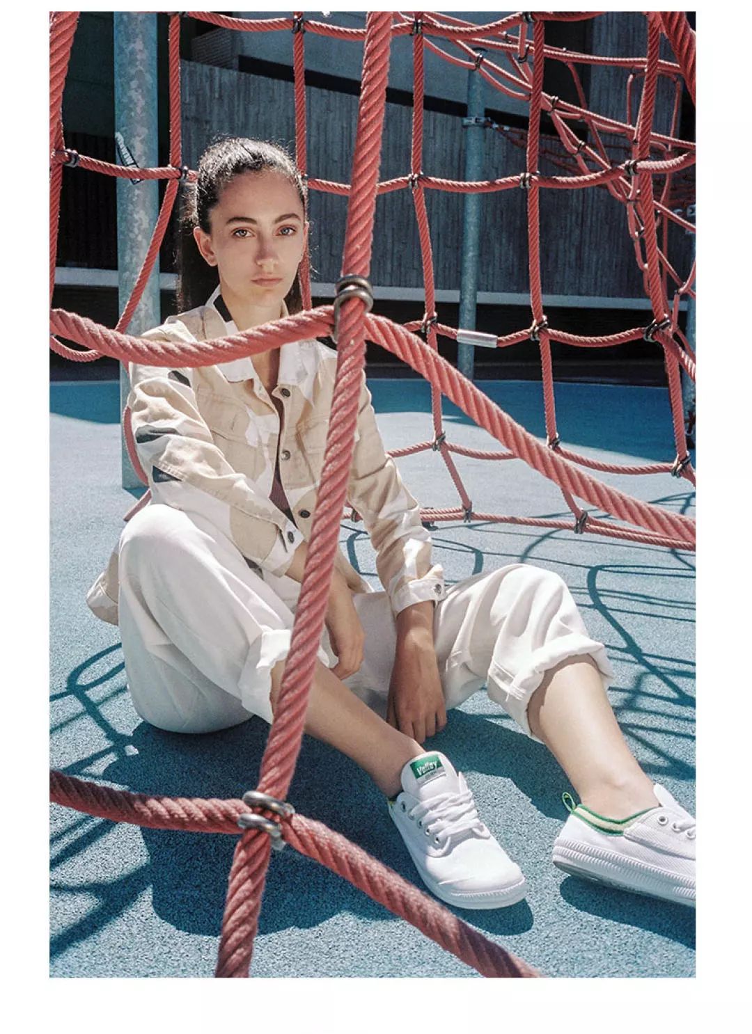 王菲同款鞋子300元,明星同款舒适耐穿小白鞋