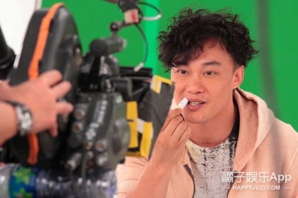 if时尚王一博眼妆现场,王一博眼妆教程天天向上