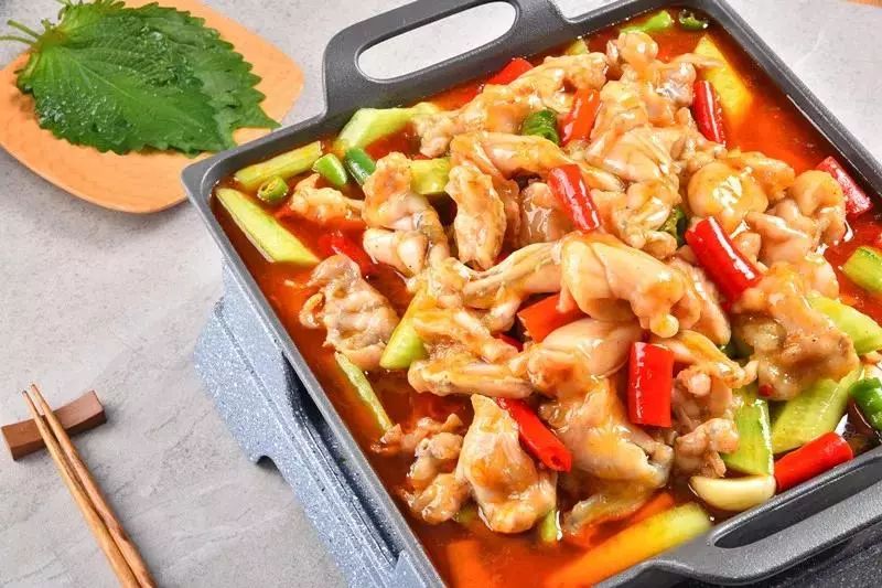 春节礼包第3弹！红公馆+云几+六朝松1900元霸王餐！