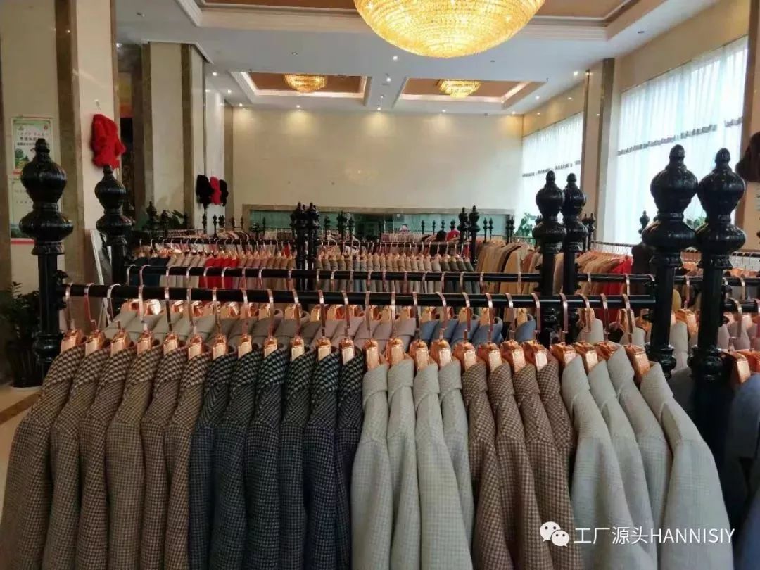 老板疯了！羊绒大衣全场低至0.75折，柳州这个地方要被挤爆啦