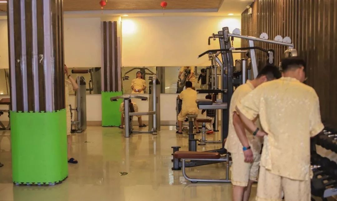 趁着假期来泡温泉吧,趁夏天还没来赶紧泡个温泉