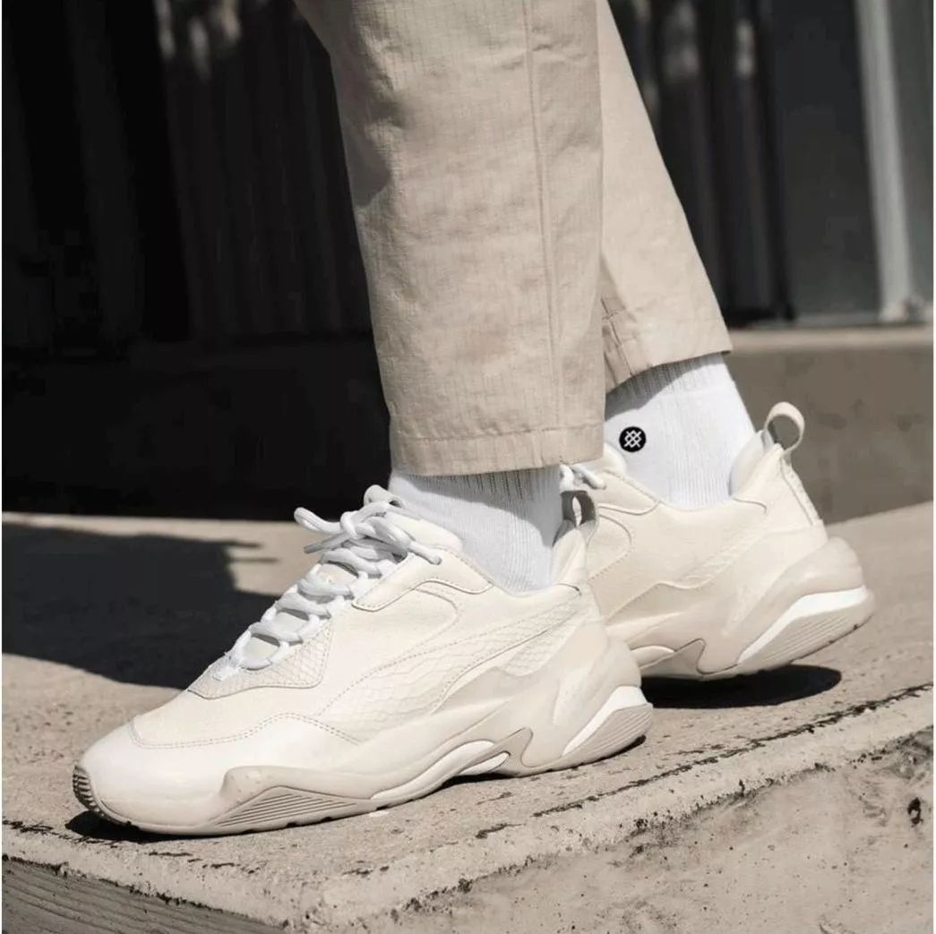 打响2021品牌第一战,用单品打造时尚感