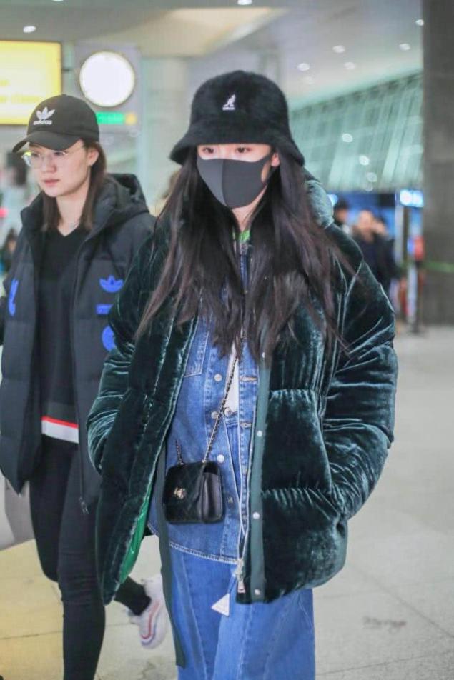 巴黎世家杨幂同款牛仔外套,杨幂牛仔衣服搭配视频