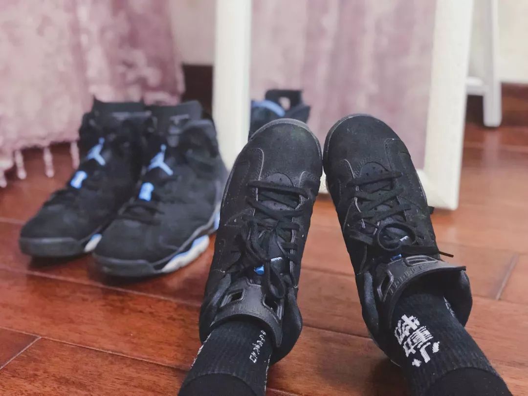 勒布朗同款aj黄色低帮,盘点勒布朗17最帅球鞋