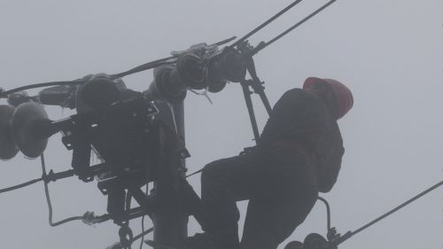 高温迎峰度夏多措并举保供电,低温雨雪冰冻天气供水保障
