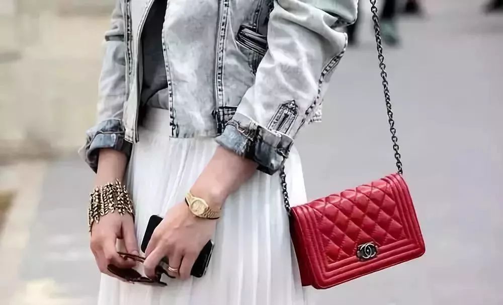 买一个gucci包包,第一只chanel包