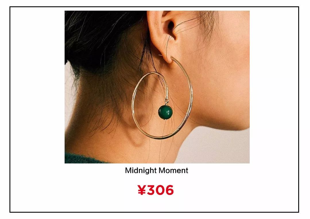 编辑实测：带大耳环耳朵疼不疼？