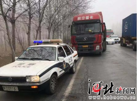 深夜！邢台20多辆车一夜被砸……邢台城事儿