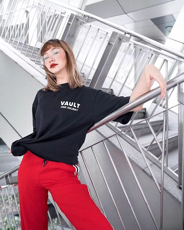 泰国大框眼镜妹,泰国眼镜妹是谁