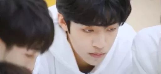 和田柾国金有谦是好友，97年的*明徐**浩参加《青春有你》终于被发现！