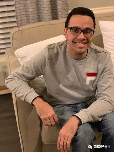 残疾人也能拍出好作品,残疾人的勇敢的视频