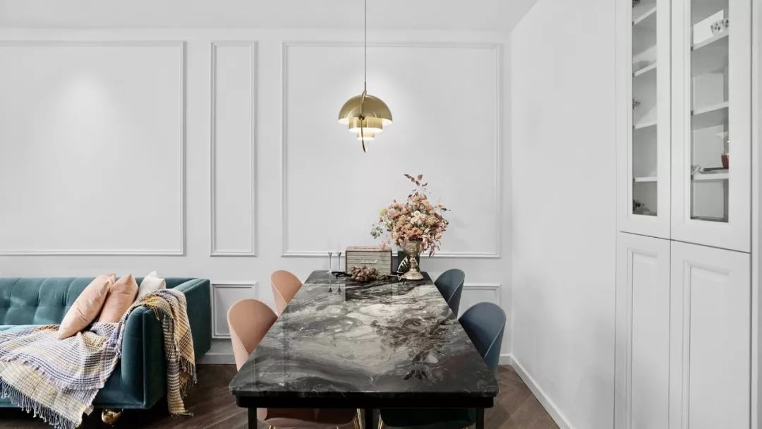 还买乌云壁纸呐？！他家藏着海外小众壁纸大全