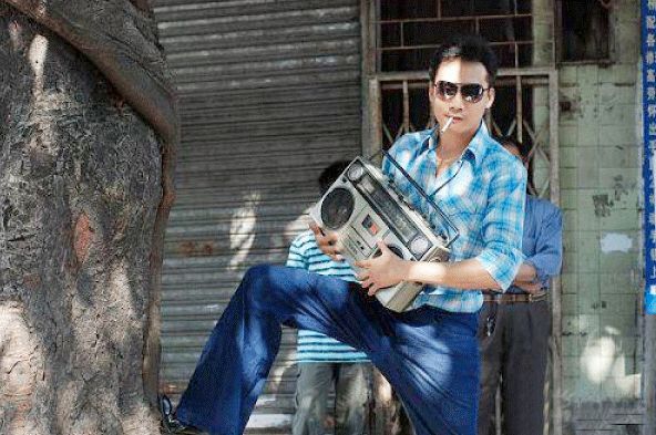 别相信那些杂志博主的，咱爸妈口中的80年代style才是真的80style