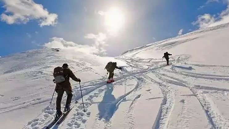 欧洲最高峰乞力马扎罗 (欧洲最高峰厄尔布鲁士峰)
