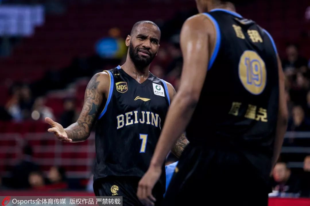 AJ换进球音乐，愁坏了DJ老同志！