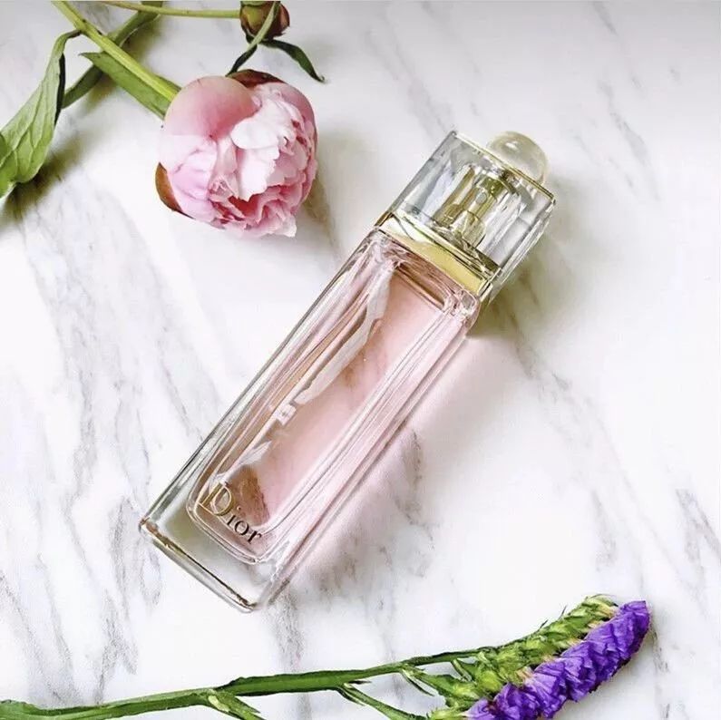 ysl口红法国专柜多少钱,ysl口红香水粉饼三件套