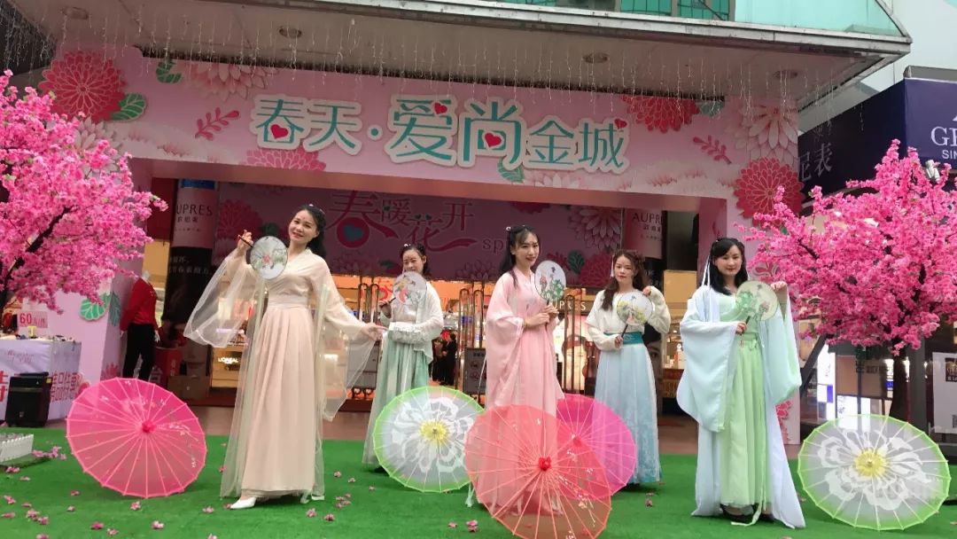 玉林网红打卡点格桑花景区,玉林打卡网红地古镇